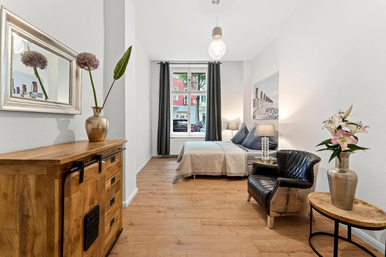 The Weichsel, 3Br Up To 6 People In Friedrichshain Berlin 0*,